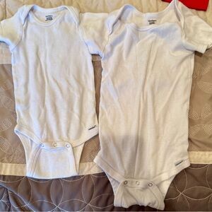 Gerber White Kids Bodysuit Set